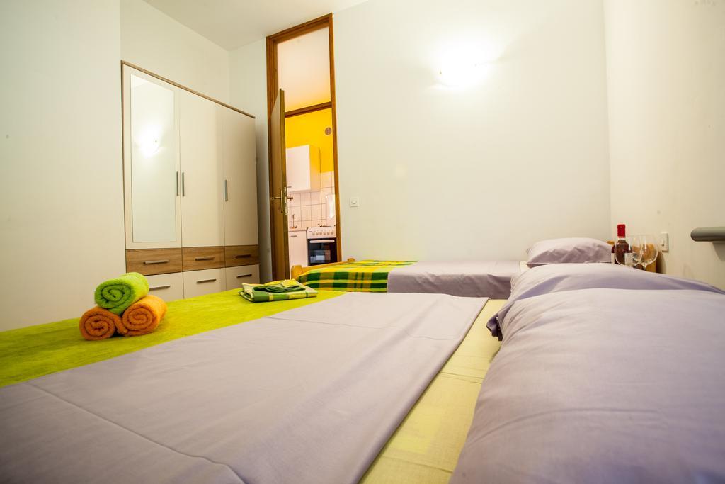 Apartments Lovic Lokva Rogoznica Kültér fotó